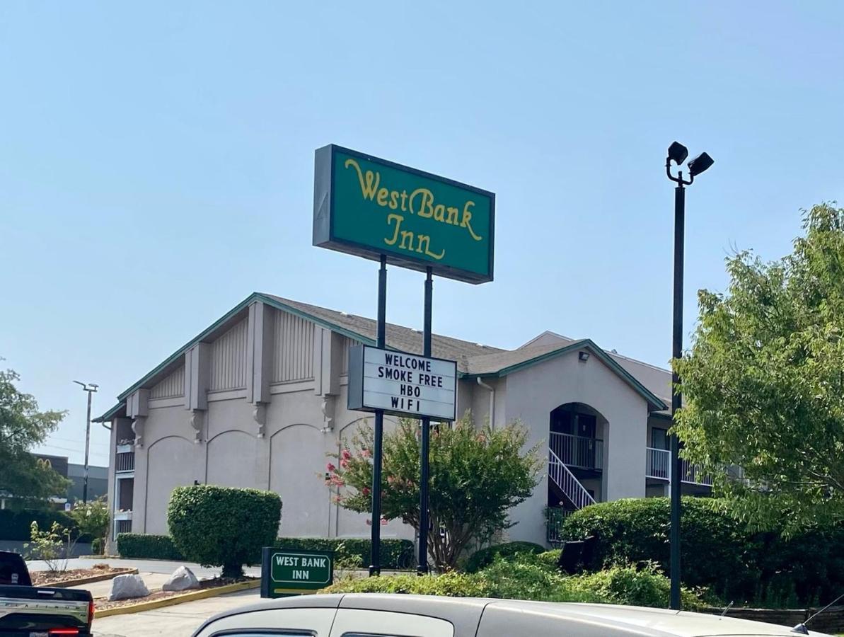 West Bank Inn Augusta Exterior photo